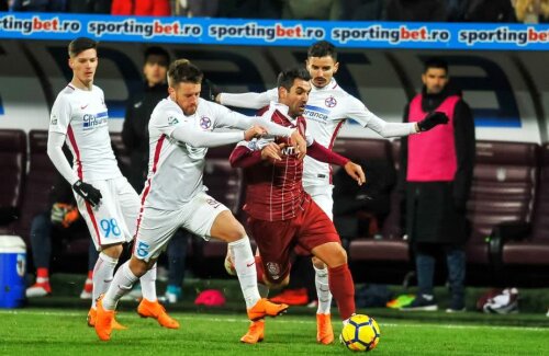 Dacă regula ar fi fost valabilă și sezonul trecut, duelul FCSB - CFR s-ar fi disputat în ultima etapă și ar fi decis noua campioană a României FOTO sportpictures.eu