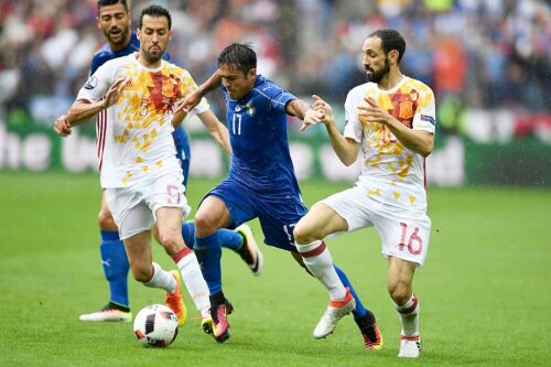 Eder în duel cu Sergio Ramos și Juanfran FOTO: Guliver/GettyImages