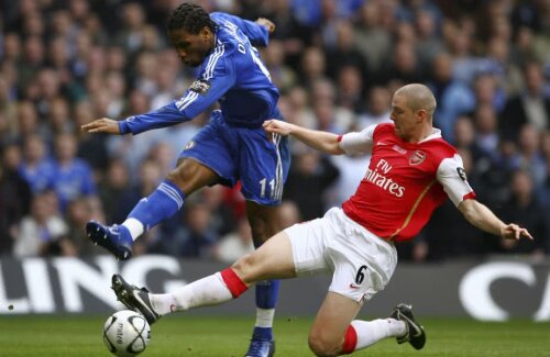 Didier Drogba vs. Philippe Senderos
(foto: Guliver/Getty Images)