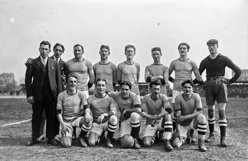 Echipa Red Star în 1921, pe când făcea legea în Cupa Franței // Foto: Wikipedia