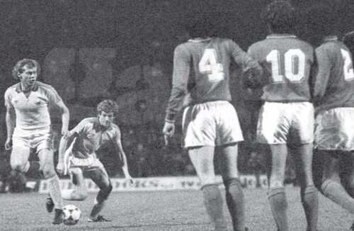 Balaci și Boloni la faza golului din meciul România - Italia 1-0, din preliminariile EURO 1984