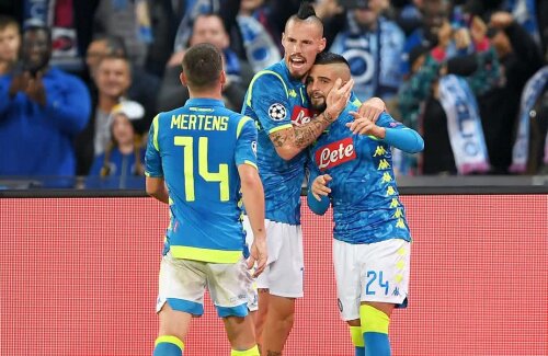 Insigne, în dreapta, alături de Dries Mertens și Marek Hamsik, într-un meci al lui Napoli // FOTO: Guliver/Getty Images