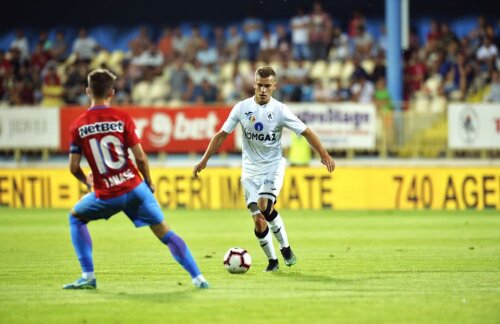 Olaru a debutat în Liga 1 la 18 ani, în august 2016, în meciul Astra - Gaz Metan 0-2 FOTO: Cristi Preda