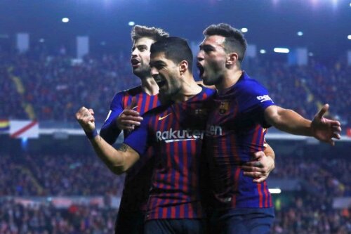 Munir sărbătorește alături de Suarez și Pique FOTO: Guliver/GettyImages