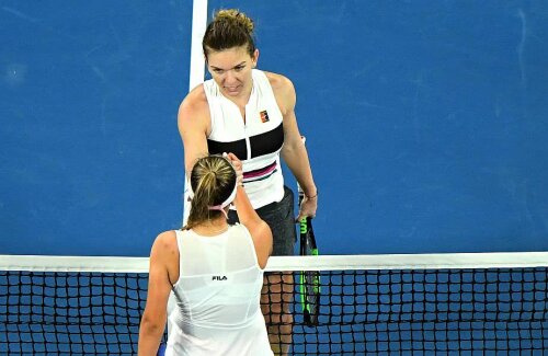Simona Halep la finalul meciului cu Sofia Kenin, la Australian Open, foto: Guliver/gettyimages