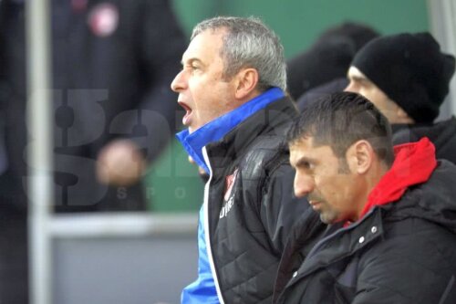 Mircea Rednic nu a putut stopa inevitabilul: Dinamo e în play-out pentru al doilea an consecutiv