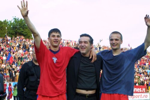Erik Lincar, în dreapta, alături de Gigi Becali și Claudiu Răducanu // FOTO: Arhivă GSP