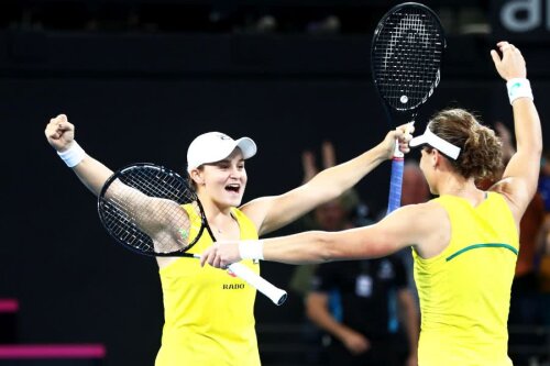Ashleigh Barty și Samantha Stosur au adus punctul decisiv Australiei // FOTO:  Guliver/Getty Images
