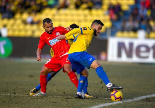 Ammari în duel cu Juniori Morais FOTO: Raed Krishan