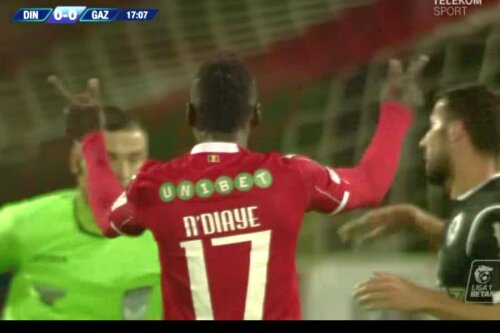 Mamoutou N'Diaye solicită intervenția VAR // Captură TV Telekom Sport