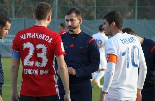 Arbitru deghizat