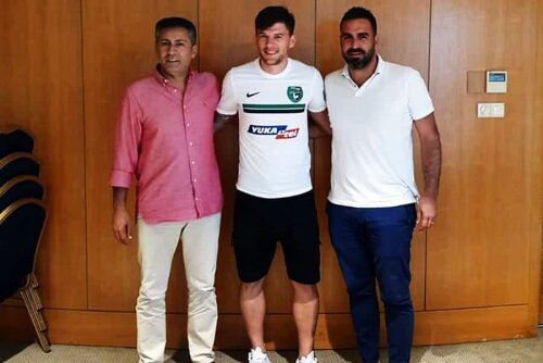 Cristian Săpunaru a semnat cu Denizlispor // Sursă foto: Facebook Cristian Săpunaru