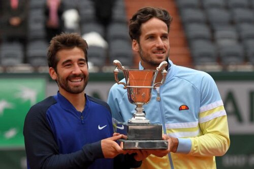 Marc Lopez, în stânga, și Feliciano Lopez la Roland Garros 2016 // FOTO: Guliver/GettyImages
