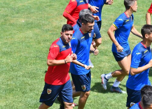 Cosmin Contra s-a antrenat cot la cot cu „tricolorii” U21