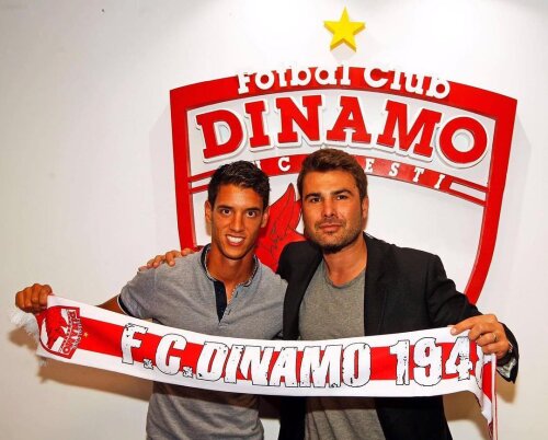 Diogo Salomao și Adrian Mutu când jucătorul a semant cu Dinamo
