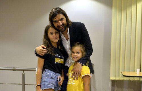 FOTO: Cristi Preda // Dan Alexa, alături de fetele sale, Casiana și Antonio