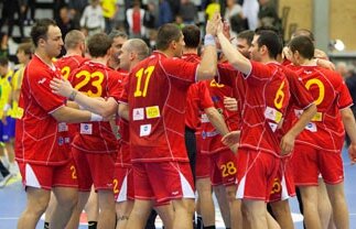 România-Brazilia 28-24, în turneul de pregătire din Spania. Stângă: "Îl aştept pe Şania!"