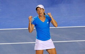 Justine Henin merge în semifinale » Povestea continuă!