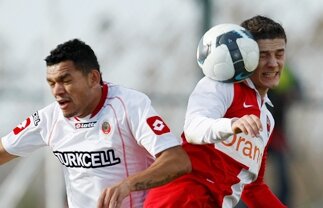 Dinamo a făcut egal cu Genclerbirligi pe un vînt puternic