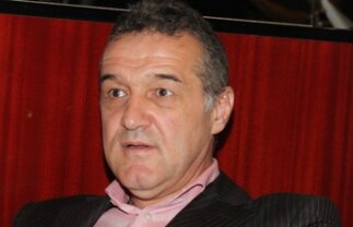 Gigi Becali după declaraţiile lui Mititelu de la DNA: "Eu am trăit ca un copil prost pe pămîntul ăsta?" :)