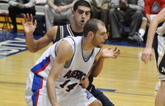 Vlad Moldoveanu e dorit în NBA » Jordan cel alb ;)