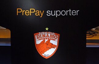 Orange a lansat cartela Pre-Pay pentru dinamovişti: "Toată ţara ţine cu Dinamo"