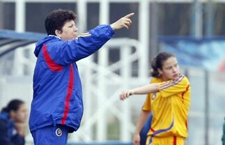 Maria Delicoiu e singura antrenoare cu licenţă "A" din fotbalul românesc » Superwoman