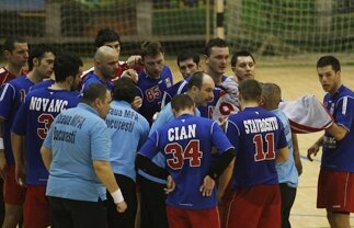 Steaua - Granollers 32-28 / Roş-albaştrii sînt cu un pas în finala Cupei Cupelor