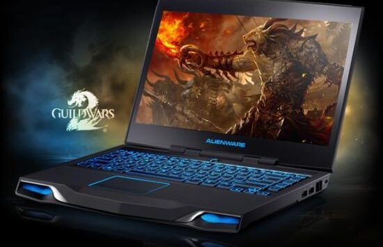 Putere la dimensiuni mici: Alienware M14x, laptop de gaming cu display de 14 inch