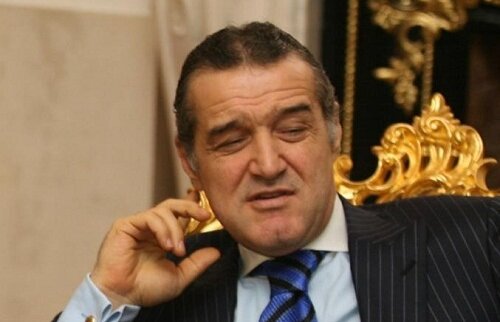 Gigi Becali: "Sînt dispus să plătesc avionul celor de la U Cluj pentru a se deplasa la Constanţa. Sper să şi accepte"