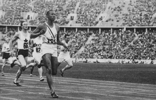 Eroul nimănui! » Povestea lui Jesse Owens, cel mai curajos atlet din istoria Jocurilor Olimpice