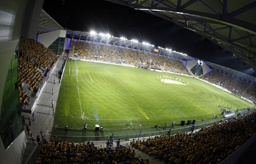 GALERIE FOTO Petrolul şi-a inaugurat arena » Bine aţi venit în "Paradisul Lupilor"!