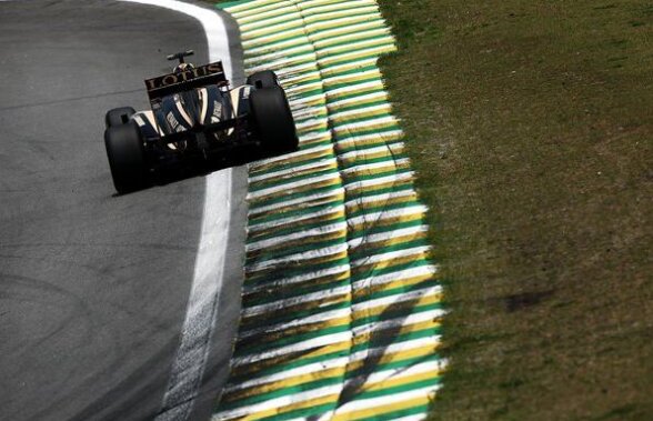 Webber a cîştigat la Interlagos. Campionul mondial a terminat pe locul 2!