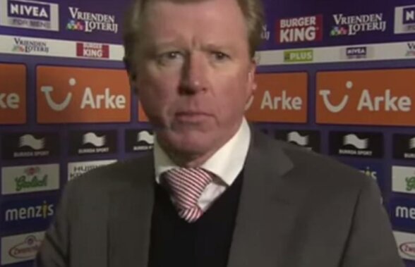 VIDEO Moment amuzant la Twente » Steve McClaren "atacat" de fantome :D