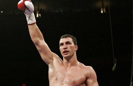 VIDEO Al 50-lea KO pentru Vladimir Klitschko! Mormeck nu a rezistat nici 4 runde