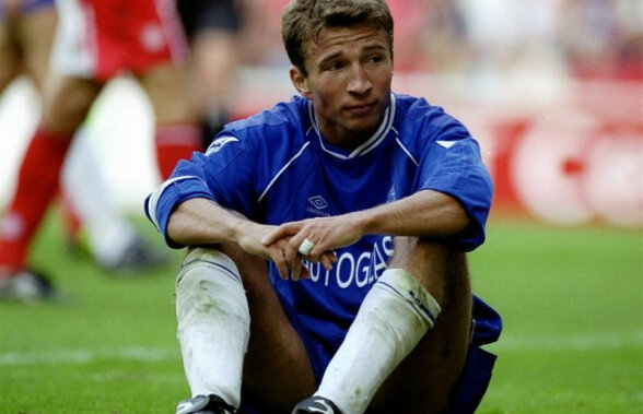 Dan Petrescu poate fi cel mai bun fundaş dreapta din istoria Premier League