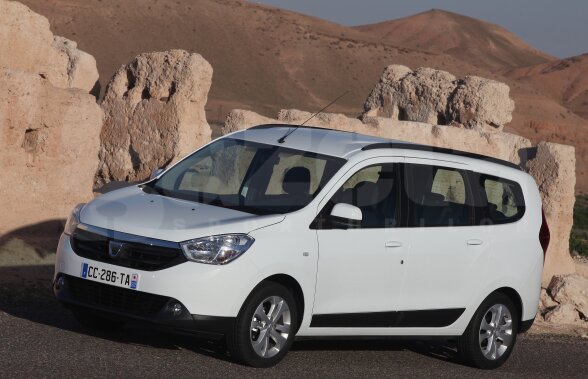 FOTO Gazeta a asistat în Maroc la primul drive-test cu Dacia Lodgy » Fără rival