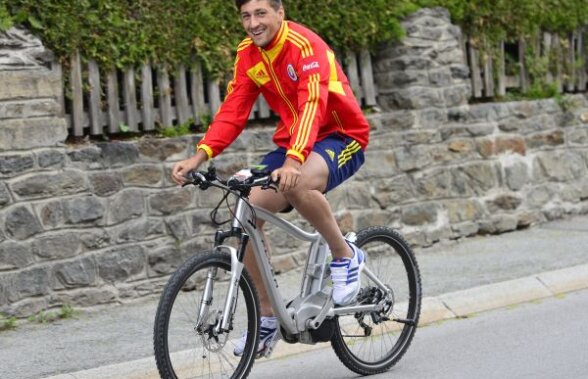 FOTO O altfel de relaxare: ”tricolorii” s-au plimbat cu bicicletele în cantonamentul austriac