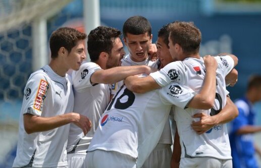 VIDEO Viitorul - Gaz Metan 0-1 » Învinşi pe final, după ce au luptat eroic în 9!