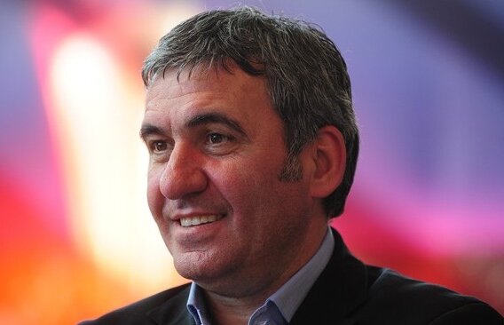 Hagi într-un interviu pentru site-ul oficial FIFA: "Fotbalul e o religie" » Despre cine spune că a fost idolul său