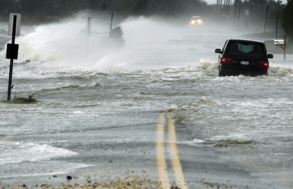 Uraganul Sandy opreşte sportul de peste Ocean! » NBA, prima ameninţată