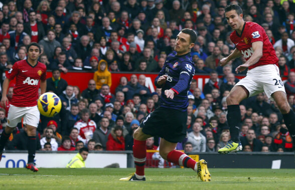 VIDEO Just business! » Van Persie nu şi-a iertat fosta echipă: United - Arsenal 2-1