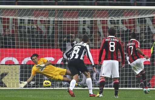 VIDEO Gafă contra gafă » Milan cîştigă cu 1-0 derby-ul cu Juventus după un penalty inexistent