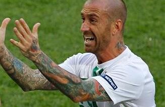 VIDEO Raul Meireles a scuipat un arbitru! Ce pedeapsă a primit portughezul pentru gestul său