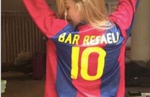 FOTO Consoartele catalanilor se pot linişti » Bar Refaeli: ”Messi este campionul meu!”