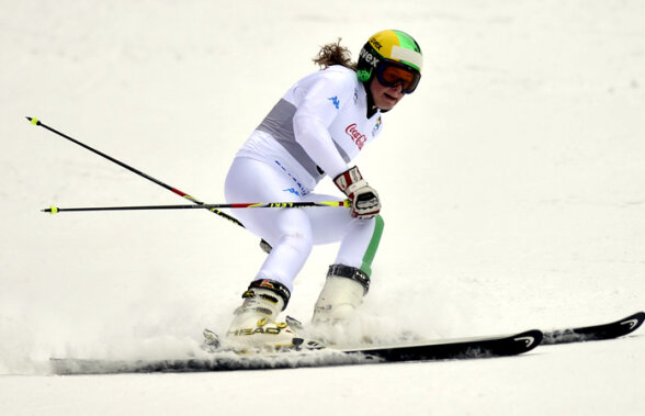 Toboganul cu 42 de porţi » Italianca Verena Gasslitter a cîştigat proba de slalom uriaş