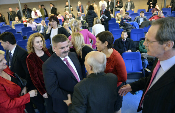 FOTO FRA are un nou preşedinte: Ion Sandu » Gabi Szabo a pierdut cursa: "Nu am crezut că o să pierd"!