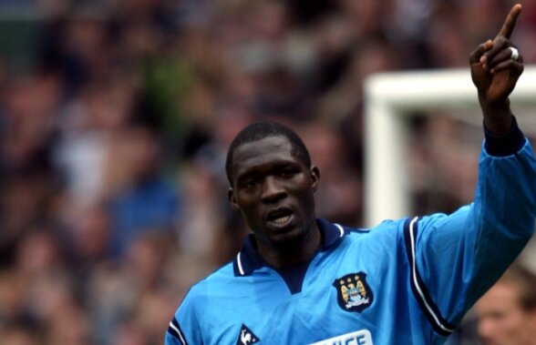 VIDEO Moment emoţionant pe Etihad Stadium » Tribut pentru Marc-Vivien Foe la meciul dintre Manchester City şi West Ham