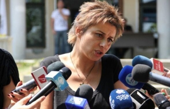 EXCLUSIV Lovitură pentru familia Reghecampf » FRF vrea s-o declare pe Anamaria Prodan persona non grata!