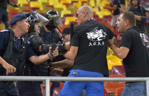 Desfăşurare de forţe la Steaua - Schalke » Peste 800 de jandarmi şi 1.650 de poliţişti asigură ordinea